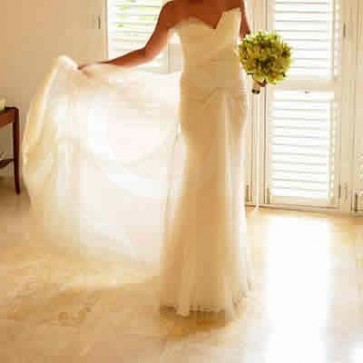 111312   - Vera Wang Wedding Dress -  Size 10 - Ivory
