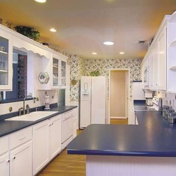 Kitchen Cabinet Refinishing / Reglazing
